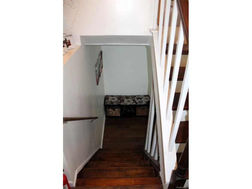 Welcome to your new home- a beautifully maintained and fully - photo 10