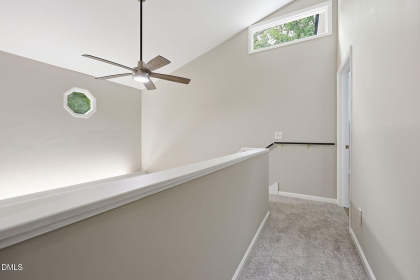 Detached 2-Car Garage with Finished Bonus Room &amp; Full Bath! - photo 38