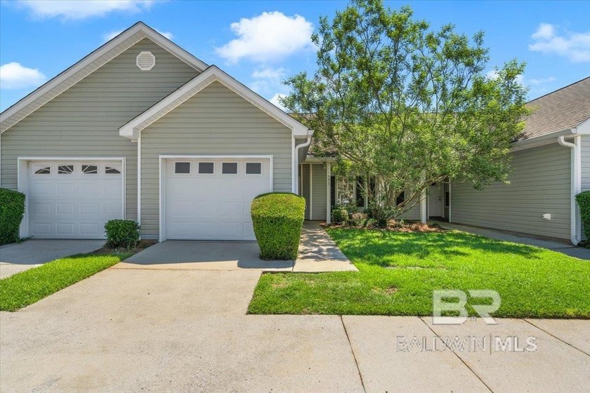 Welcome to Victoria Place in the heart of Foley! This - photo 3