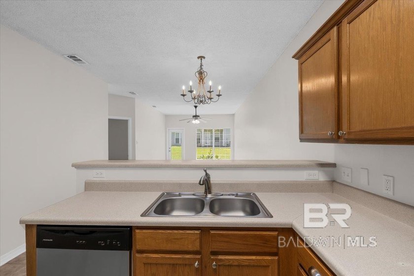 Welcome to Victoria Place in the heart of Foley! This - photo 8