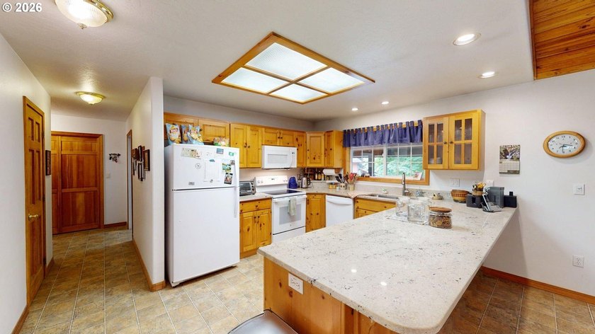 Private Acreage Retreat with Single-Level Living &amp; Incredible - photo 12