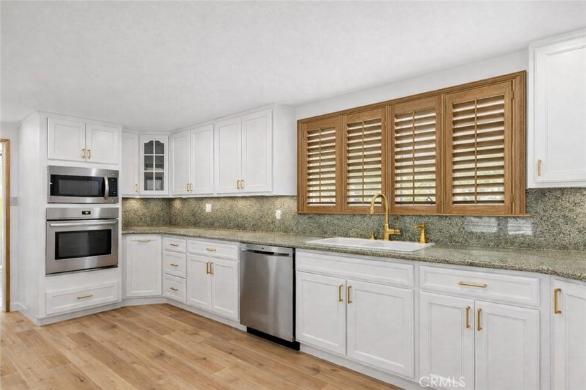 Welcome to the prestigious Mesa Oaks community of Covina, where - photo 10