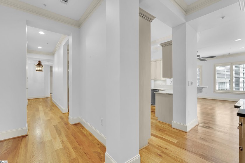 Welcome to effortless luxury in one of Downtown Greenville's - photo 8