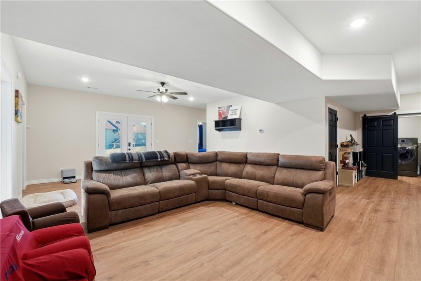 Welcome to 22 Bandy Dr in Holiday Island-a stunning home - photo 32