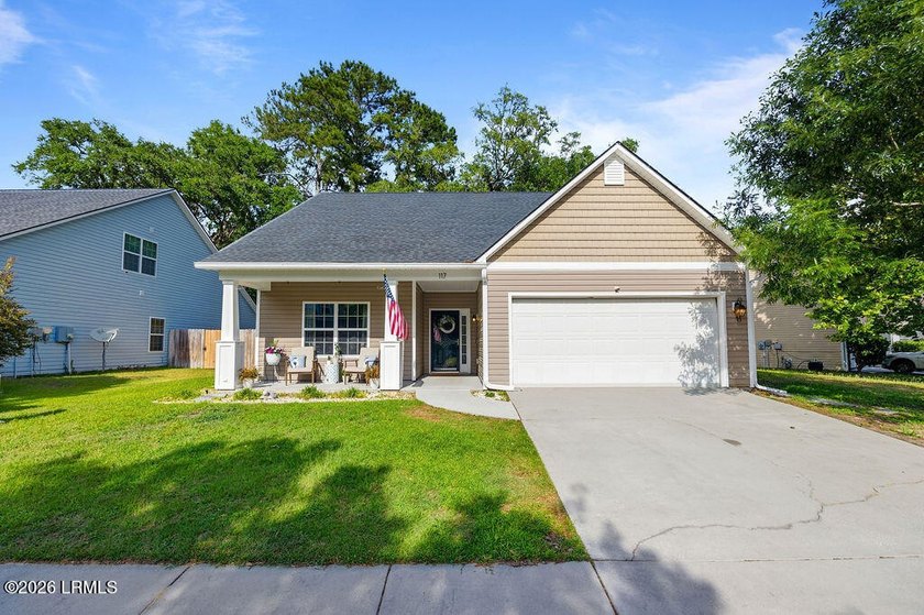 Welcome home to this charming Liberty Point property situated on - photo 4