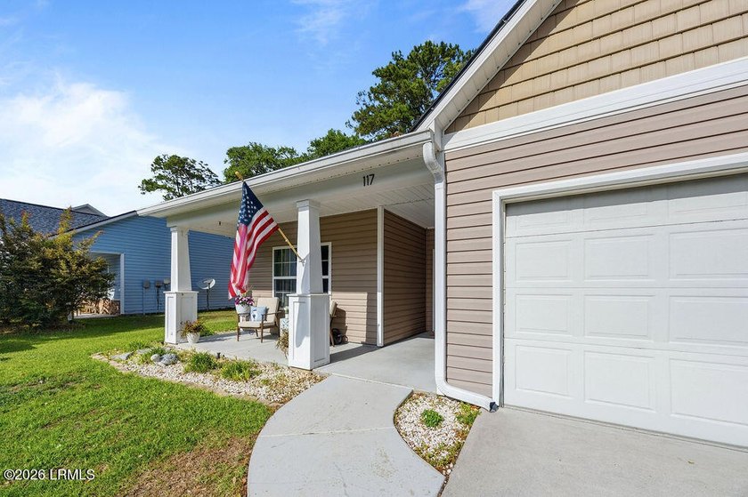 Welcome home to this charming Liberty Point property situated on - photo 6