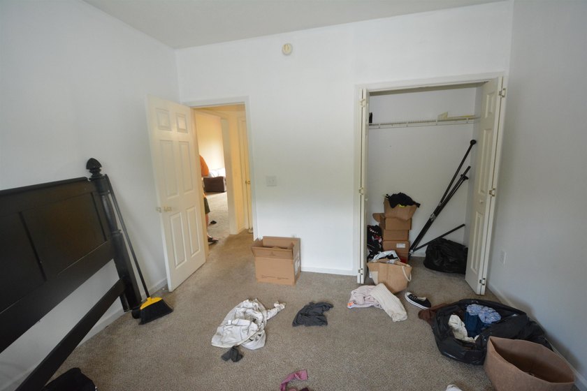 Nice 2 bedroom 2 bath unit updated 2 years ago with new carpet - photo 16