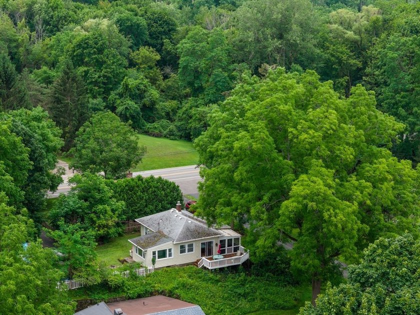 Opportunity knocks for waterfront living! Enjoy beautiful Lake - photo 3