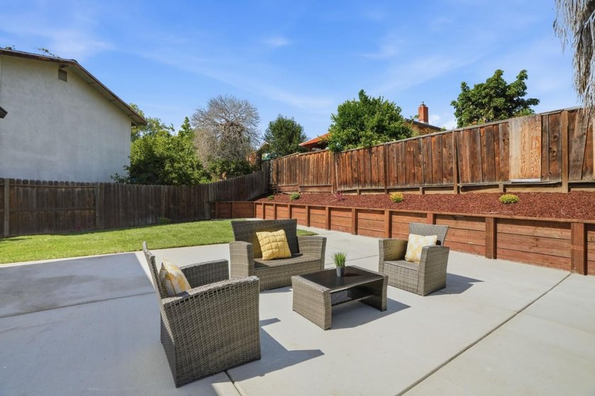 A rare opportunity to enjoy thoughtfully updated living both - photo 28