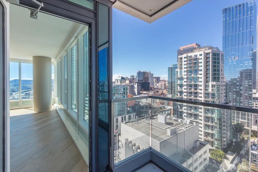 Welcome to The Harrison, where modern urban luxury meets - photo 6