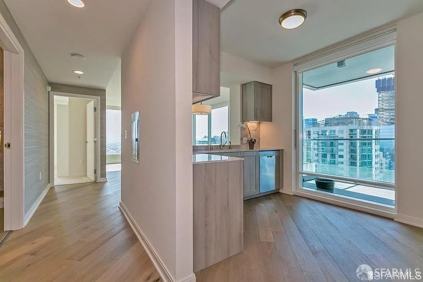 Welcome to The Harrison, where modern urban luxury meets - photo 9