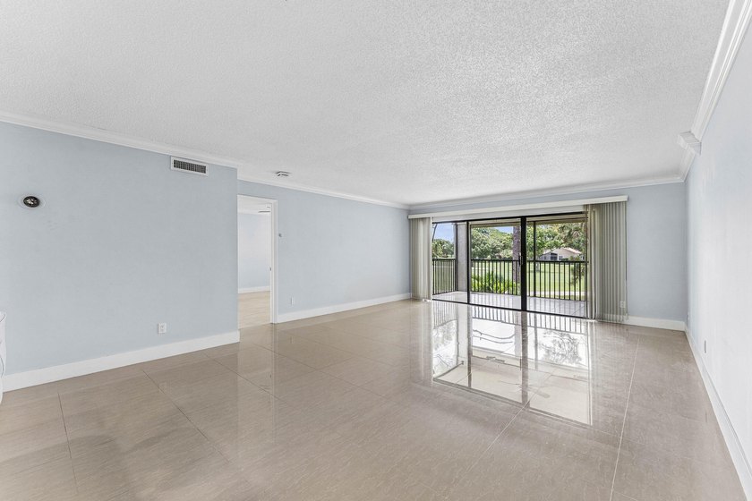 Experience effortless country club living in this beautifully - photo 14