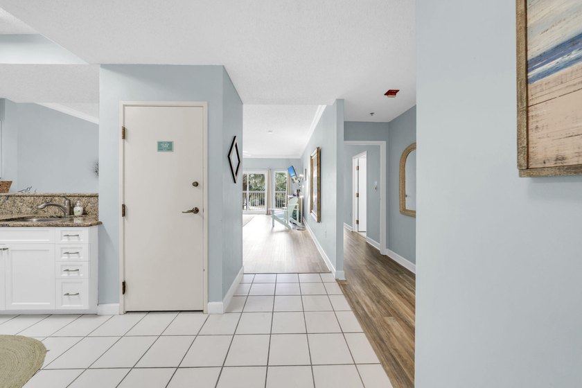 This lovely condo is your ticket to the fabulous beach lifestyle - photo 3