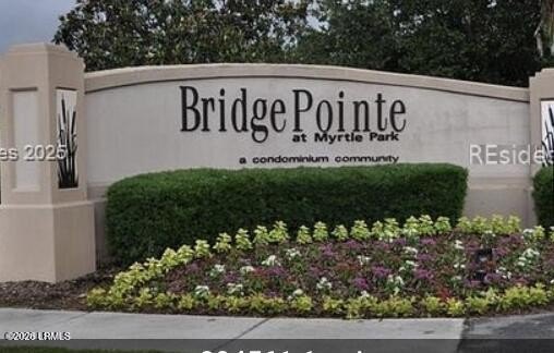 Top-floor 2 bed, 2 bath condo with stunning views overlooking - photo 7