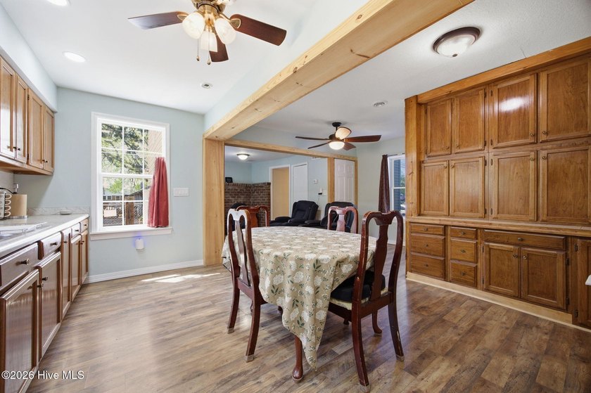 Conveniently located; just minutes away from hwy 17 and downtown - photo 11