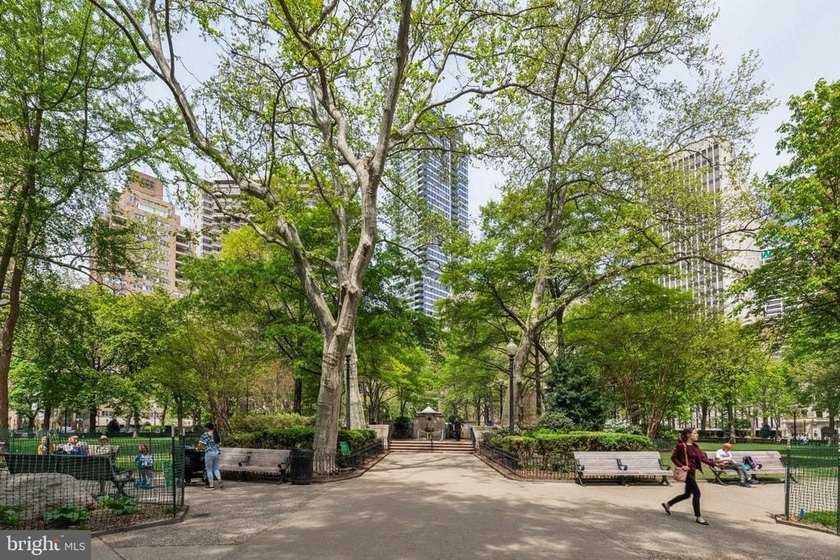 Live right on Rittenhouse Square! Step out of the lobby, cross - photo 2