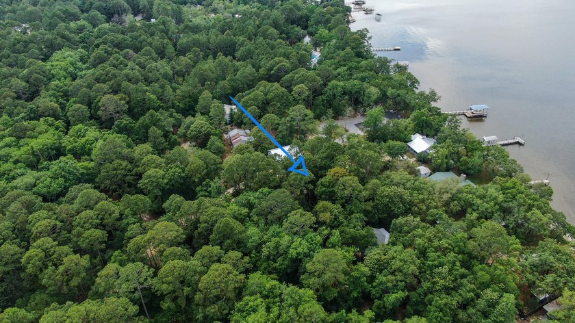 Large lot 0.64-acre one tier off the bay to build up and should - photo 8