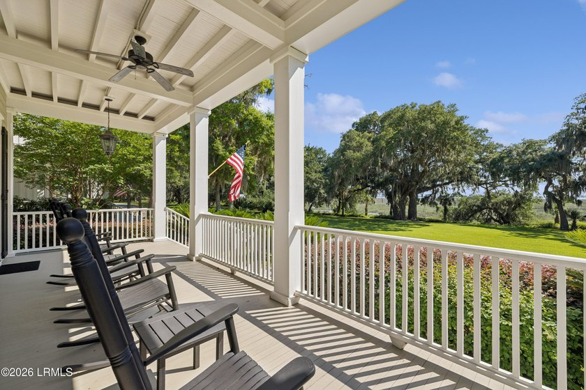 Experience the best of Lowcountry living in this beautifully - photo 5