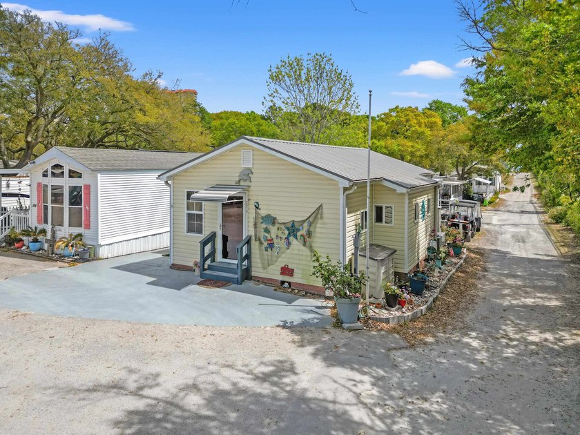 Welcome to your coastal getaway in Apache Campground! This - photo 22