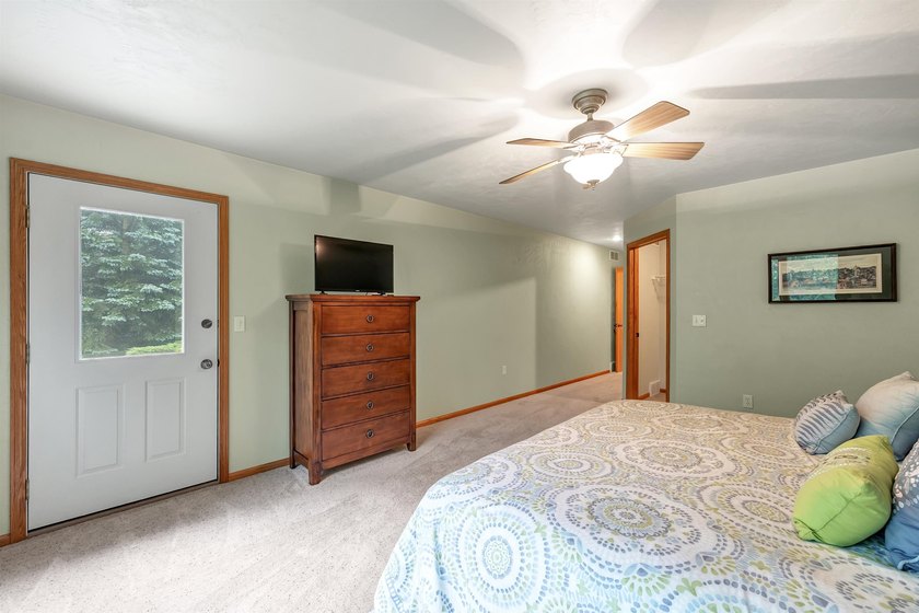 Seize this RARE opportunity to acquire a sought after 3 Bdrm/3 - photo 22