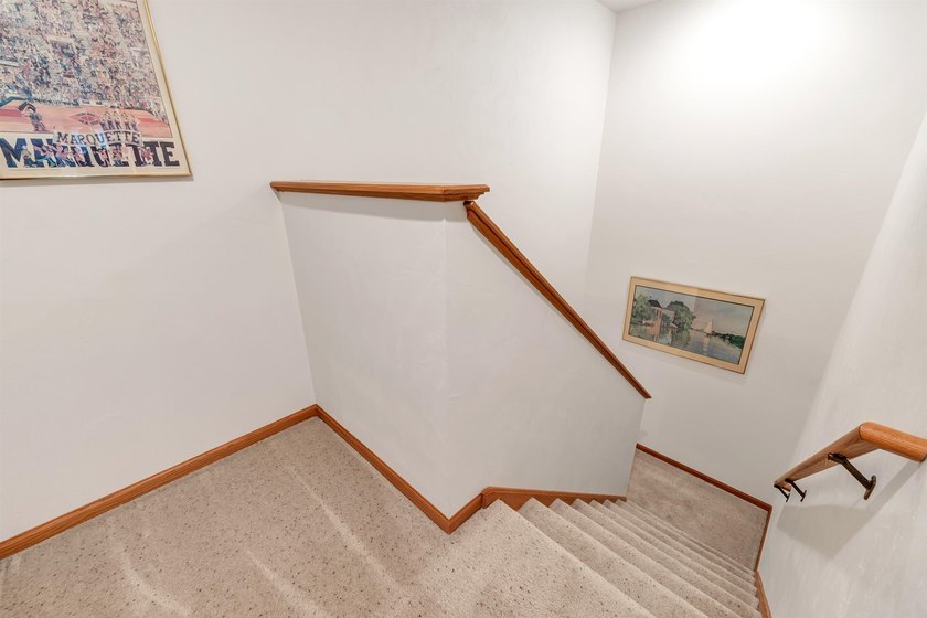 Seize this RARE opportunity to acquire a sought after 3 Bdrm/3 - photo 29
