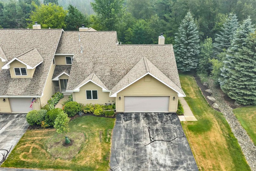 Seize this RARE opportunity to acquire a sought after 3 Bdrm/3 - photo 35