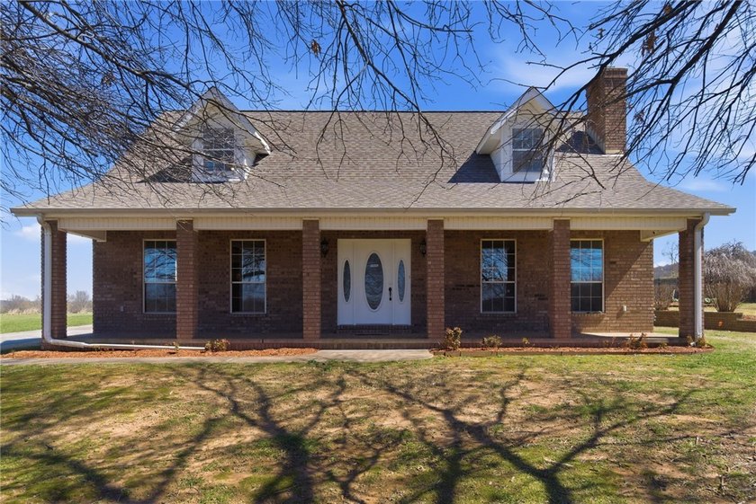 Rare find! Custom home on 3 acres in Fayetteville + 1280 sf shop - photo 41