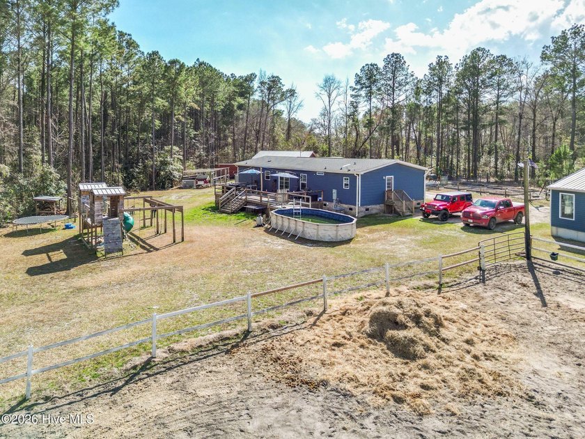 Rare opportunity to own a private and versatile 2.85-acre estate - photo 53