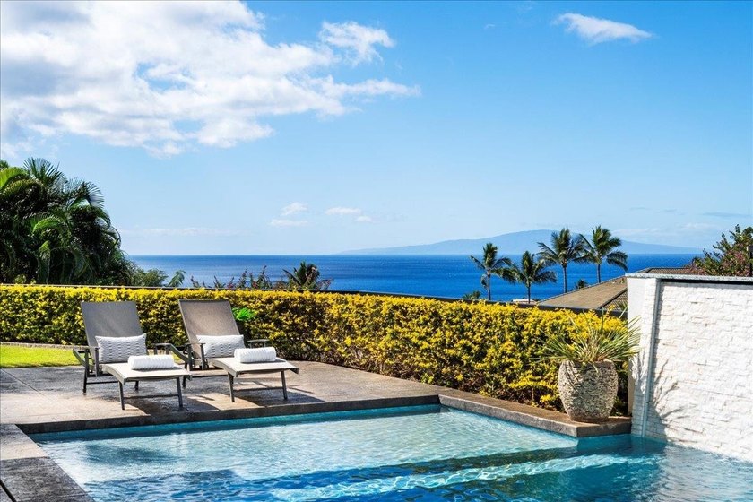 Experience practical elegance in this thoughtfully designed - photo 20