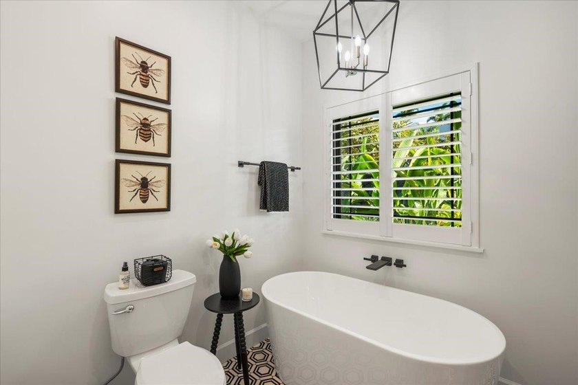 Experience practical elegance in this thoughtfully designed - photo 45