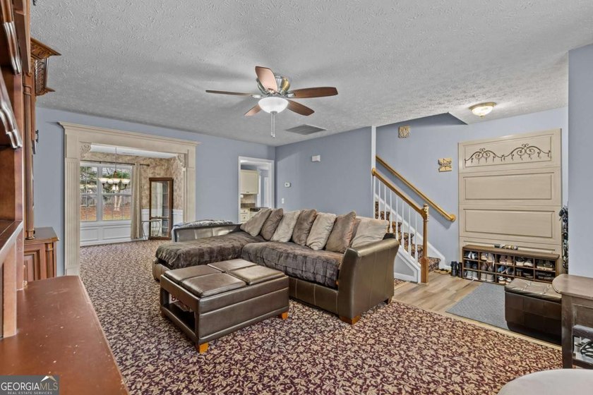 !!! PRICE IMPROVEMENT !!! Welcome to this Amazing 2-Story - photo 10