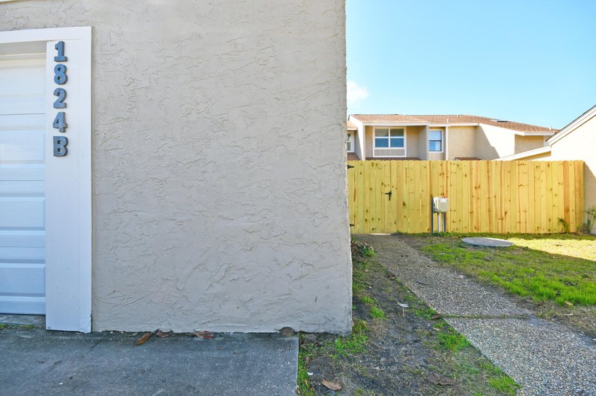 Welcome to 1824 Mallard Dr, Unit B, a well-maintained residence - photo 4