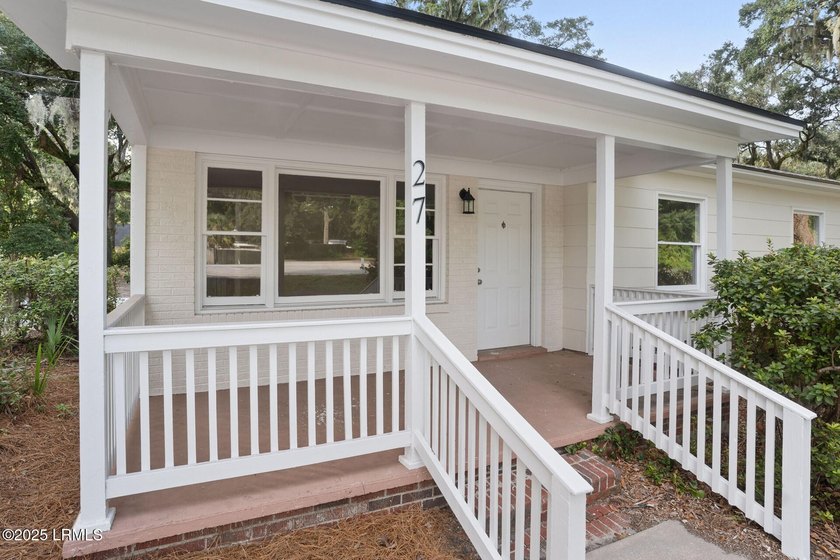 Prime commercial space available on Lady's Island's second - photo 5