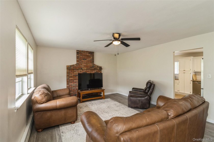 Welcome to this beautiful 3-bedroom, 1-bath ranch nestled on a - photo 4