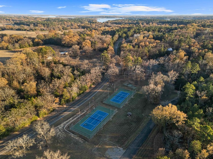 Charming Lake Community Retreat Just One Block from Beautiful - photo 45