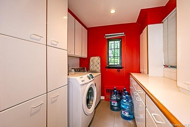 GREAT NECK ESTATES SUN-FILLED HOME CONVENIENTLY LOCATED ON A - photo 10