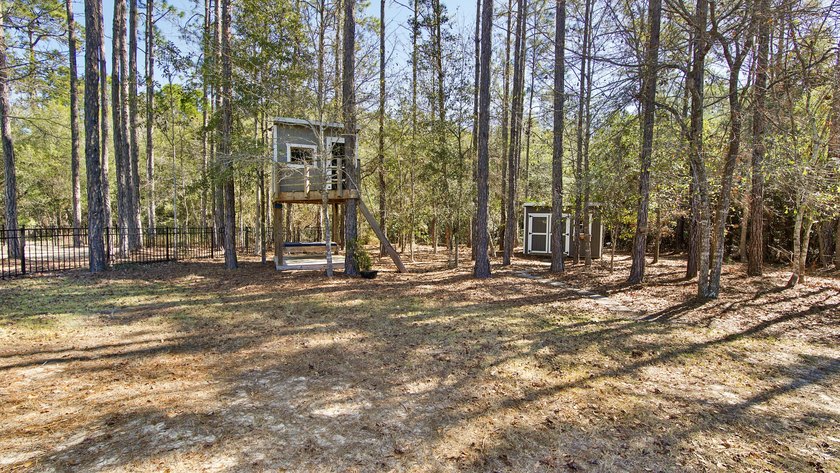 OVERSIZED LOT !! Take a look at this beautiful 3 bedroom, 2 bath - photo 3