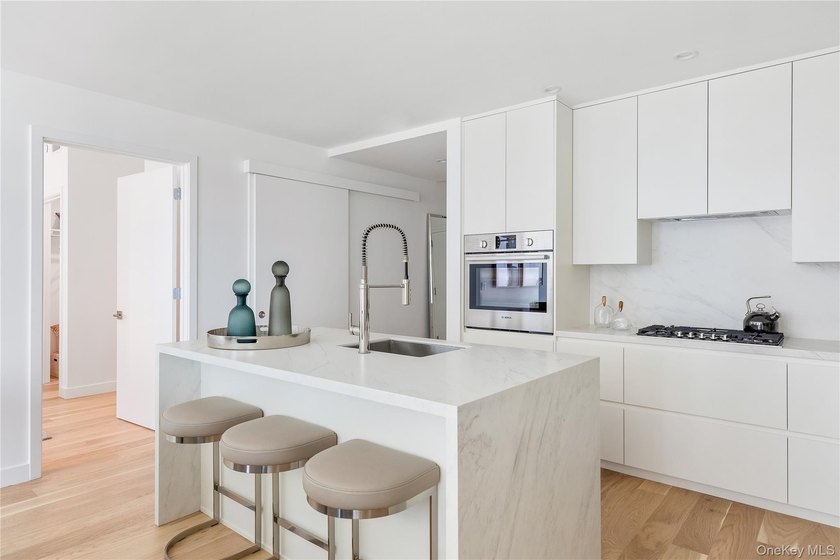 A luxury beach hotel-inspired condominium, The Boardwalk is a - photo 2