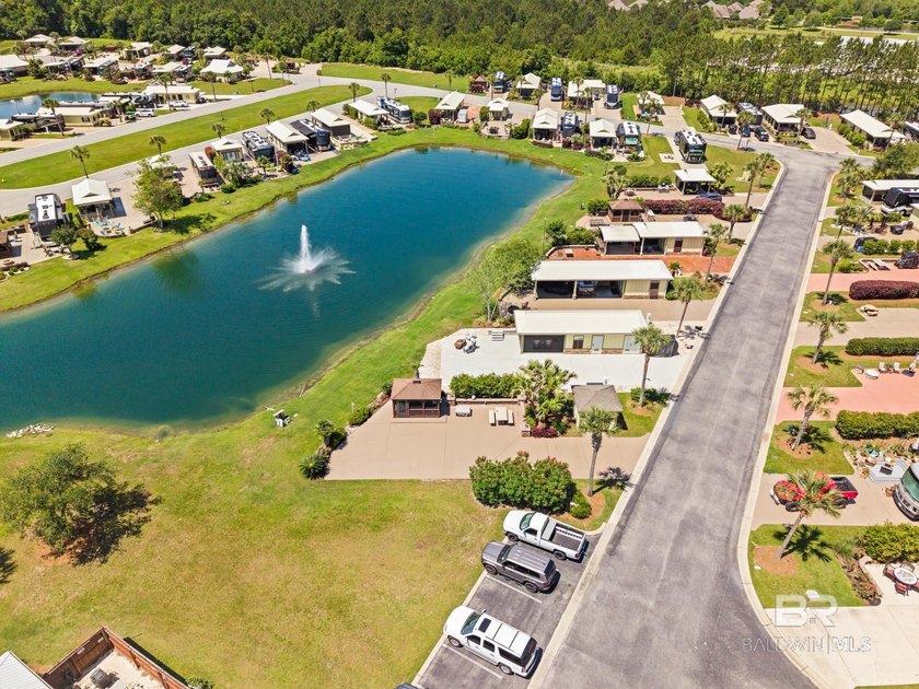 Enjoy luxury motor coach living in Bella Terra Luxury RV Resort - photo 8
