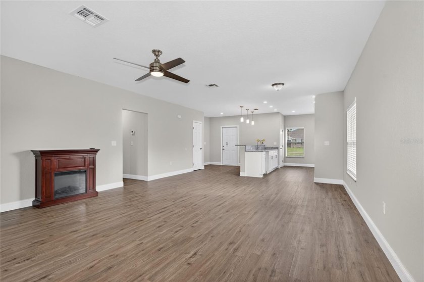 Under Construction. LET'S GET YOUR FAMILY MOVED IN BEFORE SCHOOL - photo 3
