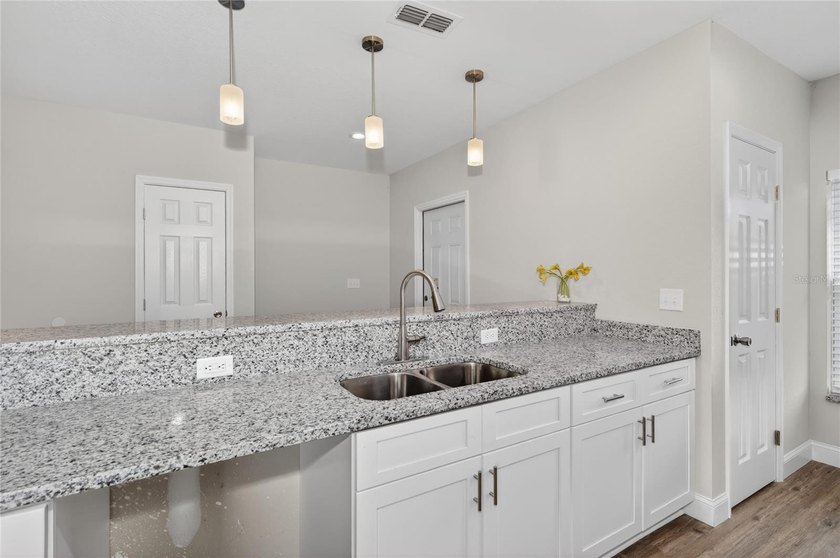 Under Construction. LET'S GET YOUR FAMILY MOVED IN BEFORE SCHOOL - photo 8