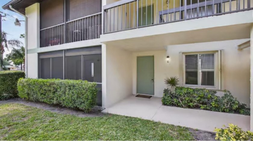 THIS ONE IS A MUST SEE ! BEAUTIFULLY RENOVATED FIRST FLOOR UNIT - photo 26