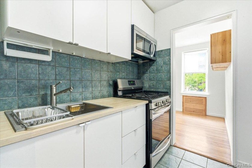 A Flexible Layout Your Pet Will Love Too at the Thurman Verona - photo 6