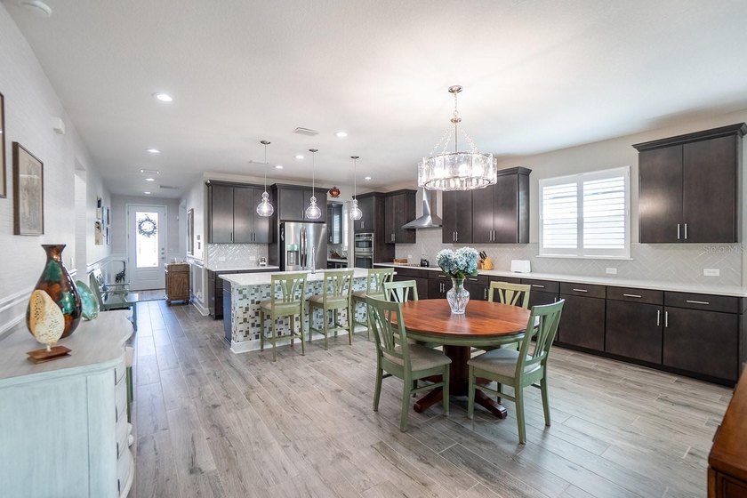 Move-in ready coastal retreat! Built in 2022, this 4BR/2BA home - photo 22
