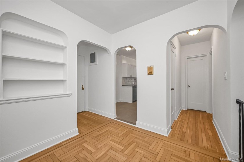 Welcome to 2685 Creston Avenue, Unit 4A - a beautifully updated - photo 9