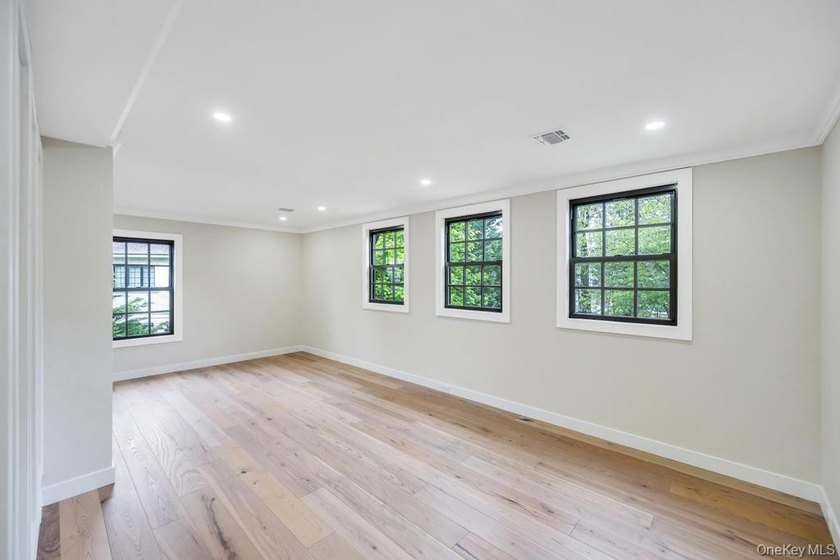 Welcome to 6 Sheffield Road, a newly renovated modern sanctuary - photo 25