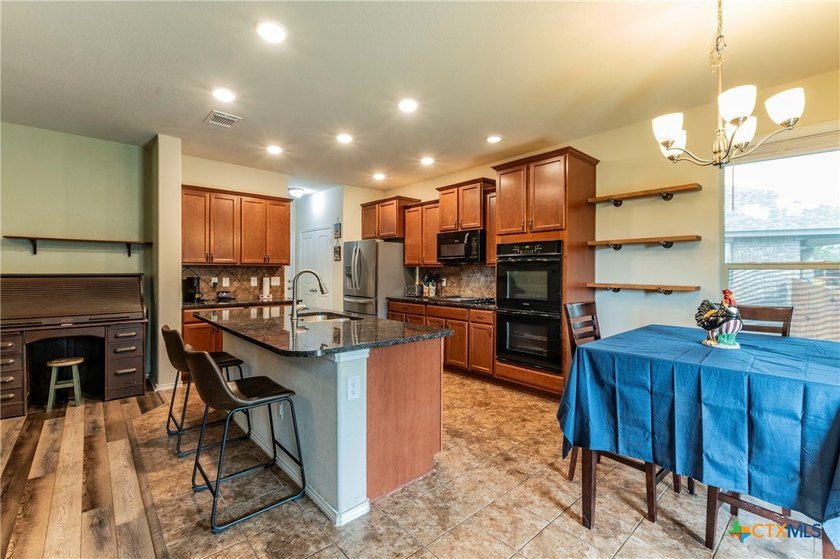 Deal of a Lifetime! This beautiful 4-bedroom home is priced well - photo 16