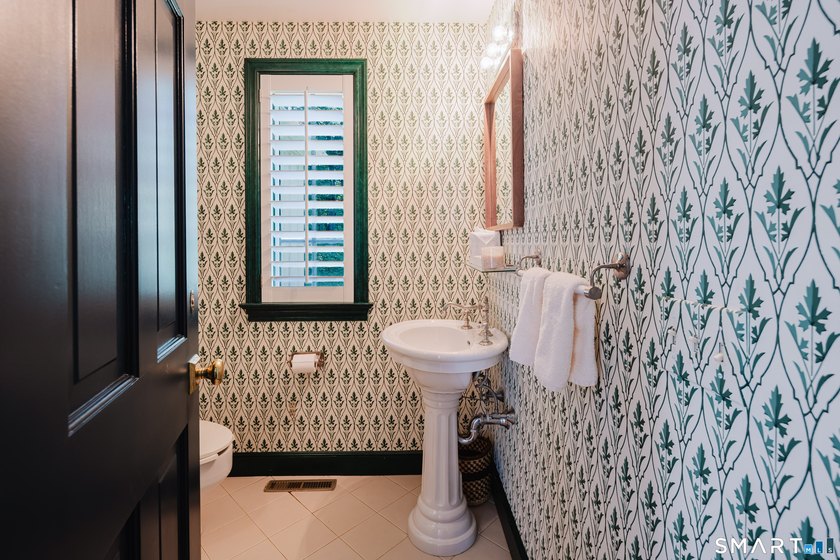 Privately sited in the heart of Greenfield Hill, this updated - photo 21