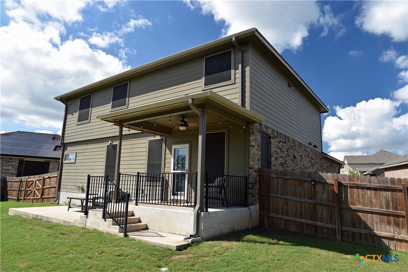 Deal of a Lifetime! This beautiful 4-bedroom home is priced well - photo 34