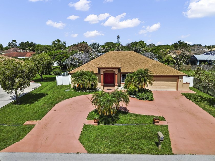 Welcome to 6178 NW Duke Circle, a spacious and inviting Port St - photo 35